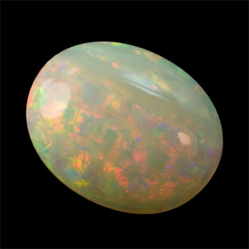Milky Opal 7.74 ct brilliant and changing