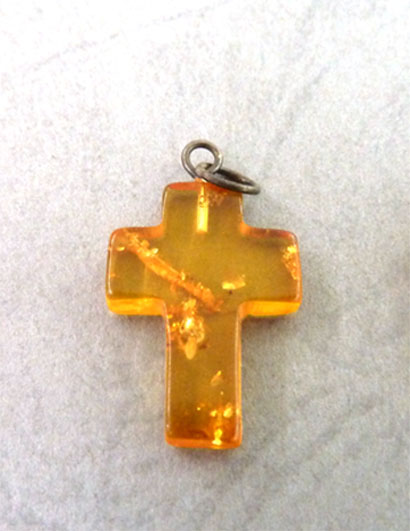 Baltic Amber Cross Pendant BP375
