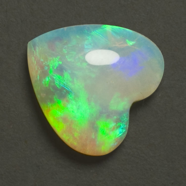 1933 Opale Cristal Coeur Vert Bleu Mignon 0 7ct 7x7mm 2